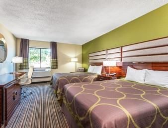 Hotel Super 8 By Wyndham Akron Copley